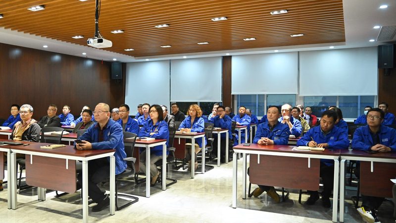 学历提升新选择：国家认可标准证书的样本解析**