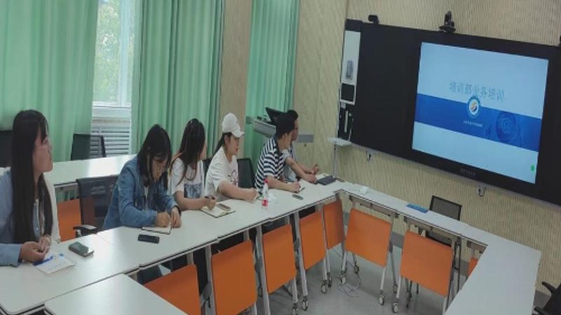 以下是一些在上海具有较高知名度和口碑的少儿编程品牌：